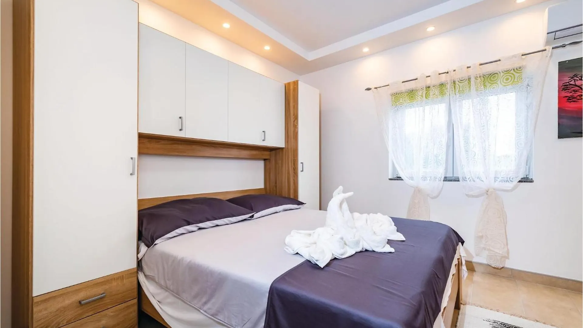 度假居 Cozy Home In Islam Latinski With Wifi
