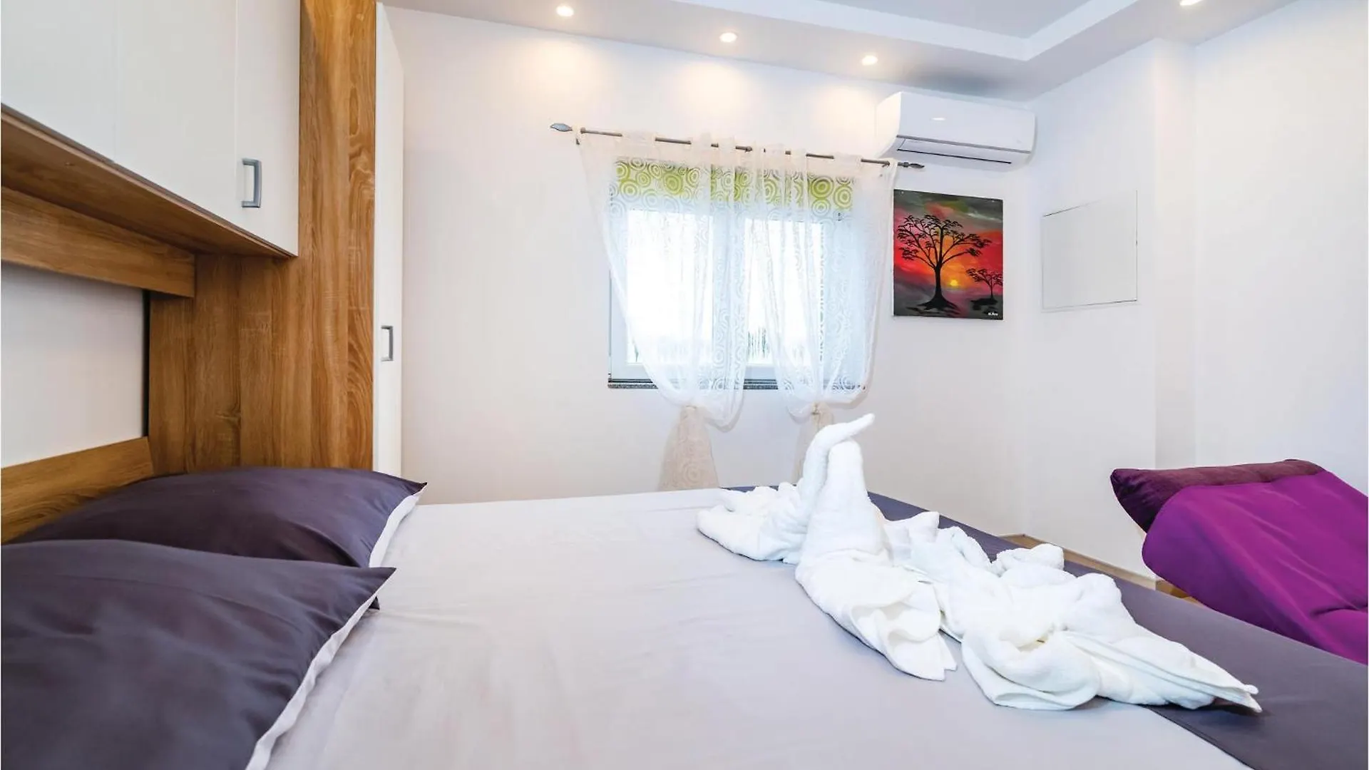 Holiday home Cozy Home In Islam Latinski With Wifi
