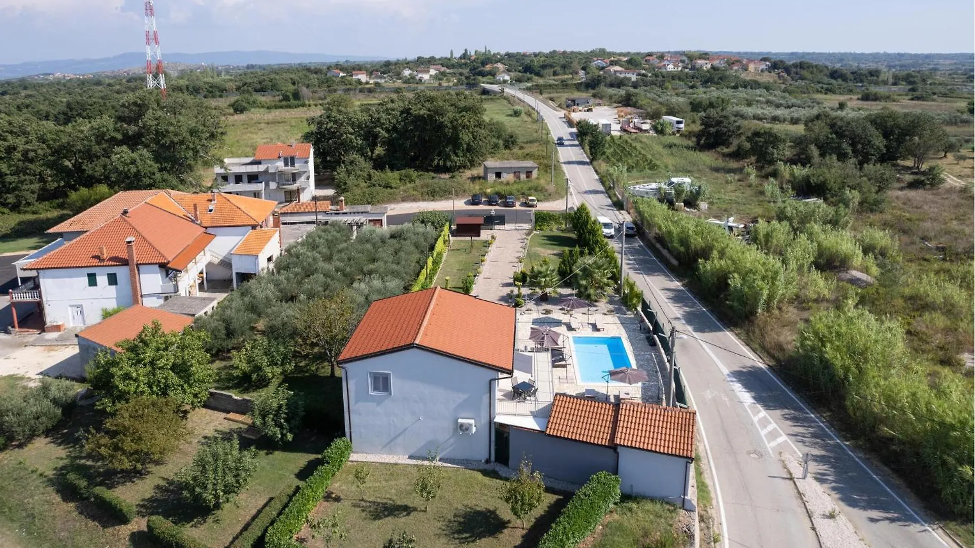 Cozy Home In Islam Latinski With Wifi Holiday home