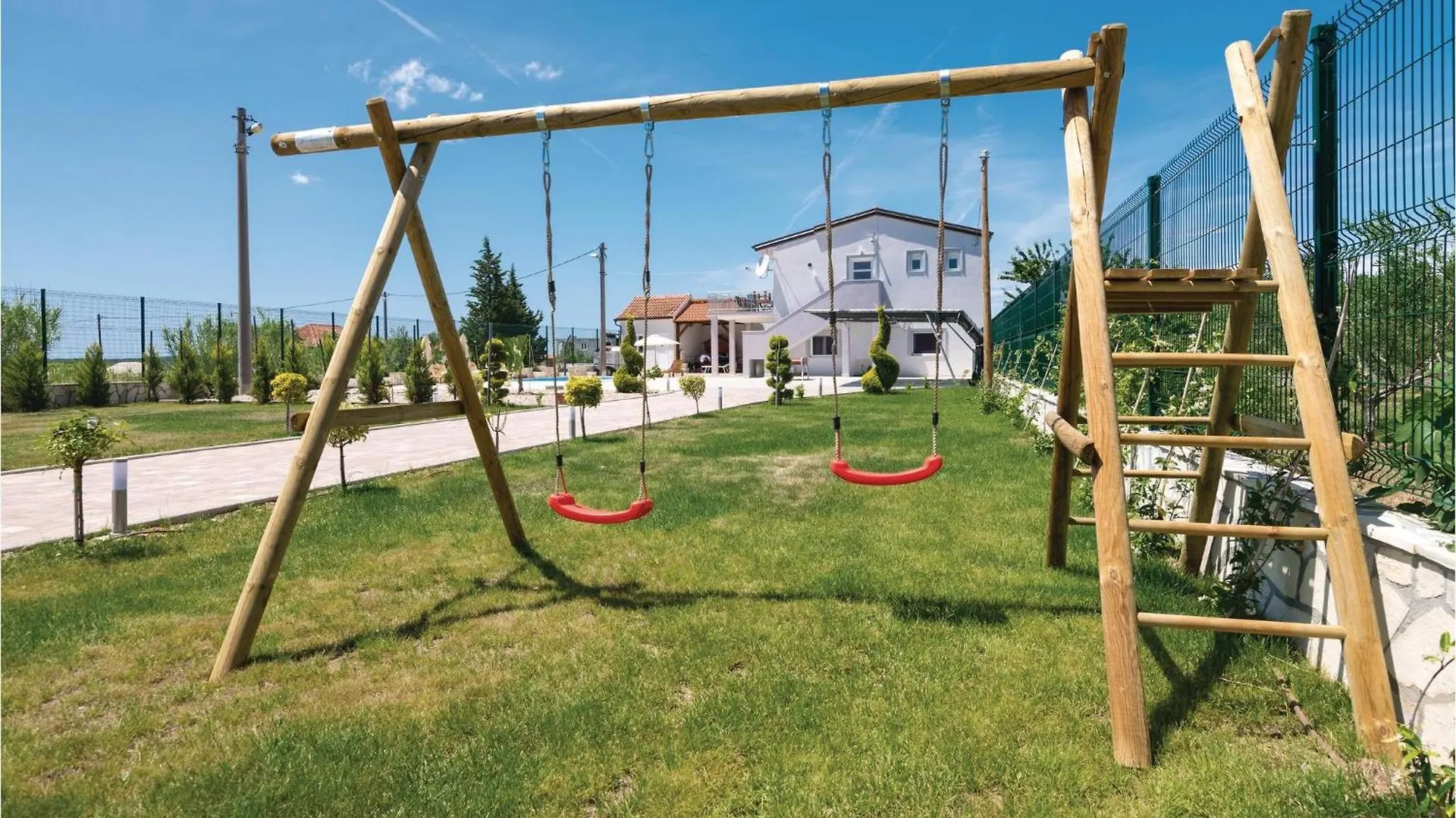 Holiday home Cozy Home In Islam Latinski With Wifi